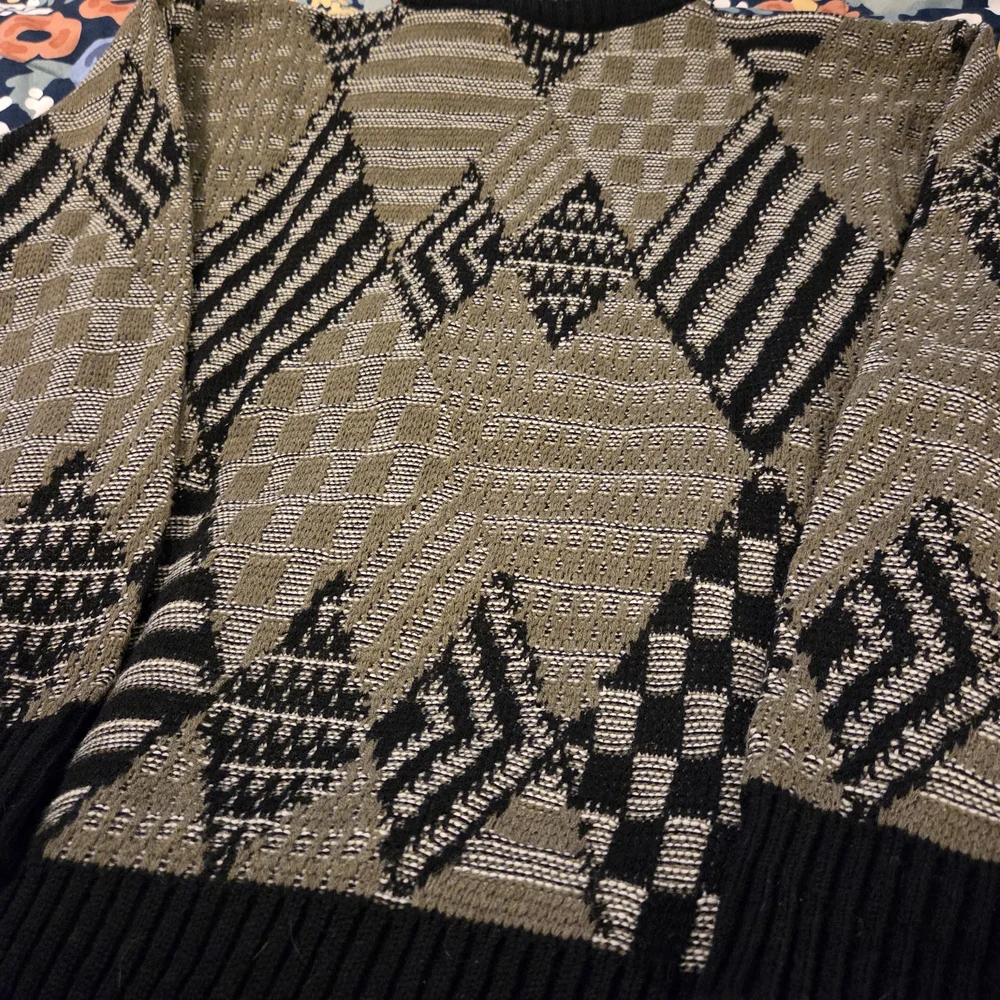 Peter England Sweater - Leather Accents! Black and Olive - Picture 5 of 14